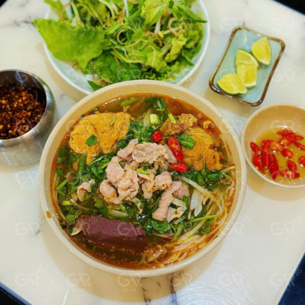 Alternative view of Khoá Học Bún Bò Huế